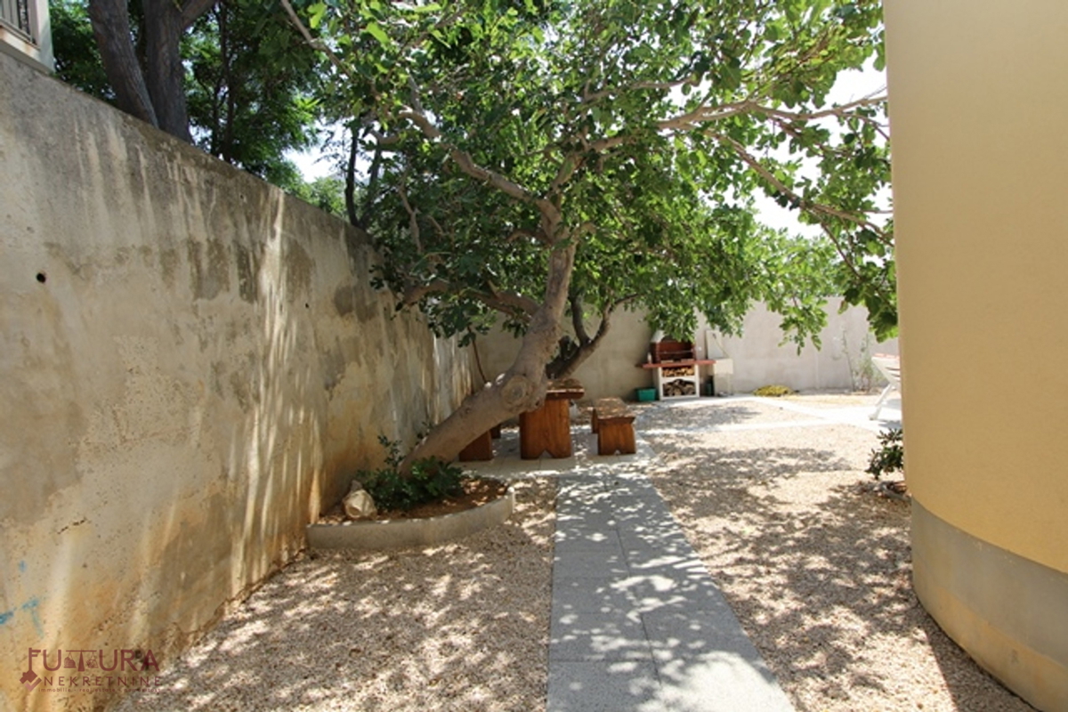 Pag, prodaja hiše 298 m2, pogled, lokacija!