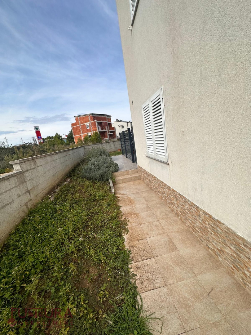 ZADAR - NIN, STANOVANJE 49,29 M2, PRODAJA, VRT, LOKACIJA!!!