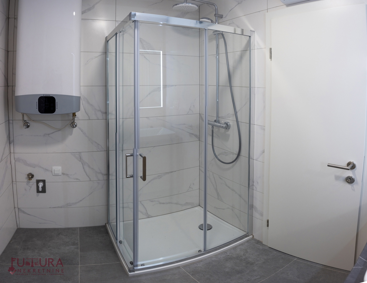 PAG - MANDRE, STANOVANJE 101,52 M2, PRODAJA, NOVO, VRT, GARAŽA, LOKACIJA