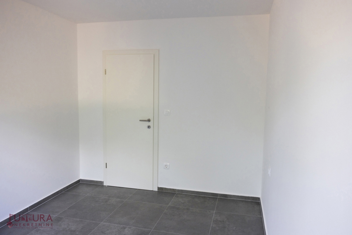 Pag - Mandre, stan 100,32 m2, prodaja, razgled, vrt, garaža, lokacija