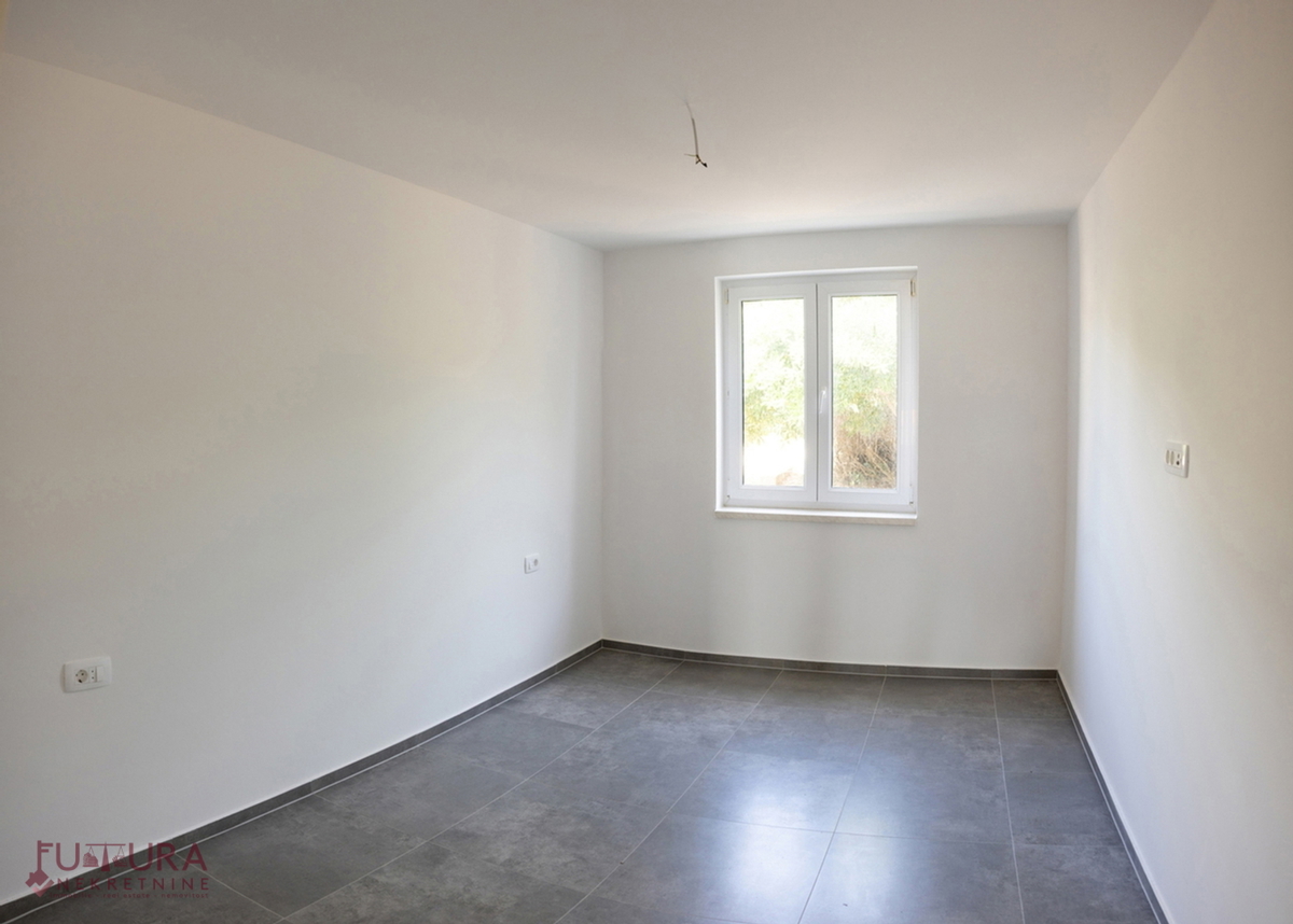 Pag - Mandre, stan 100,32 m2, prodaja, razgled, vrt, garaža, lokacija