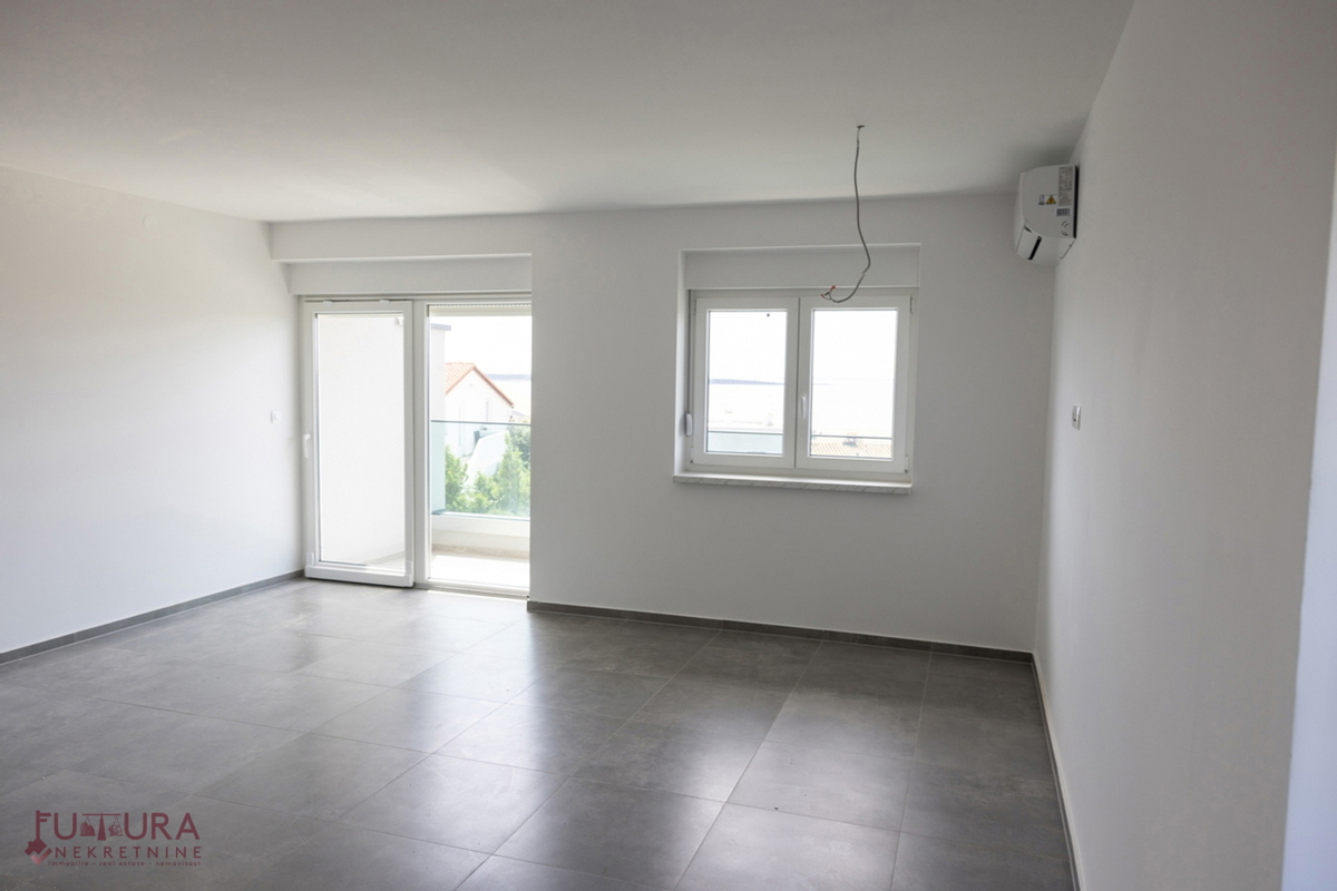 Pag - Mandre, stan 100,32 m2, prodaja, razgled, vrt, garaža, lokacija
