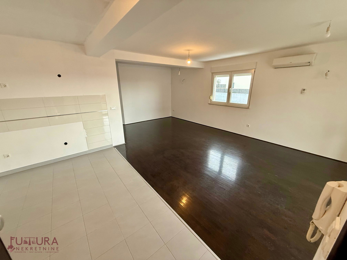 ZADAR - PLOVANIJA, STANOVANJE 72 M2, PRODAJA, LOKACIJA!!