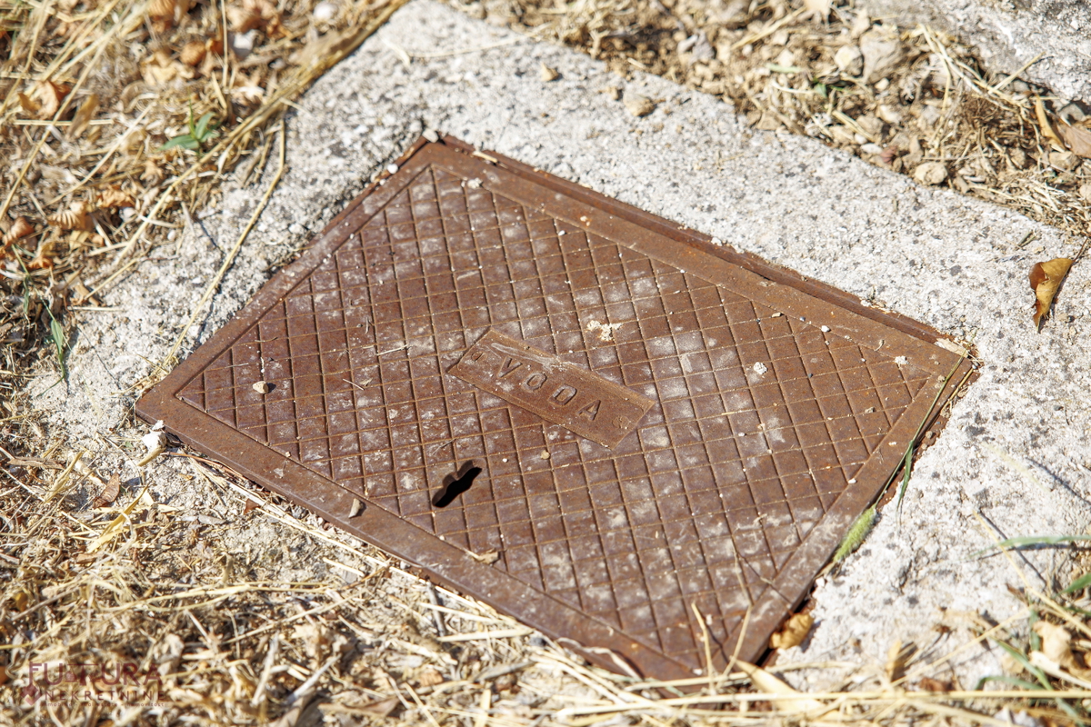 ZADAR - SMILČIĆ, HIŠA 470 M2, PRODAJA, GARAŽA!