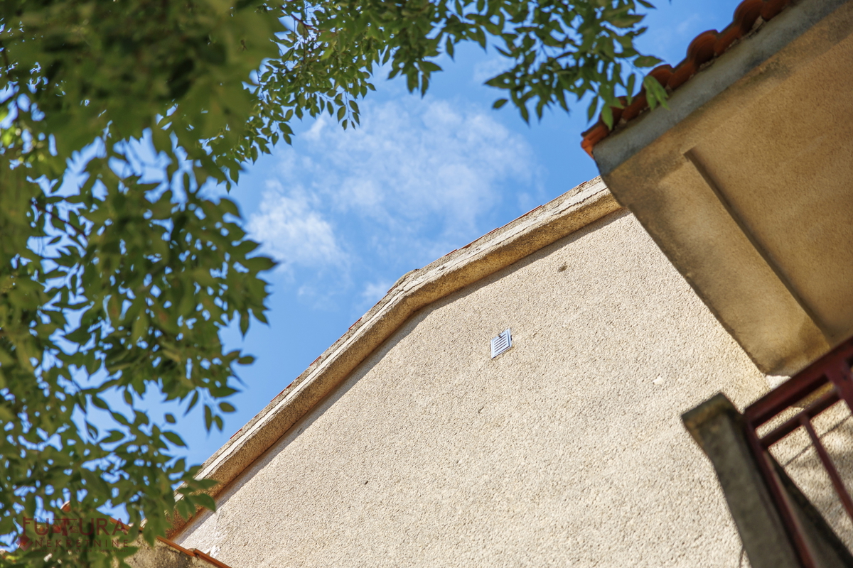 ZADAR - SMILČIĆ, HIŠA 470 M2, PRODAJA, GARAŽA!