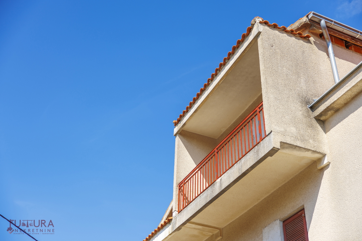 ZADAR - SMILČIĆ, HIŠA 470 M2, PRODAJA, GARAŽA!