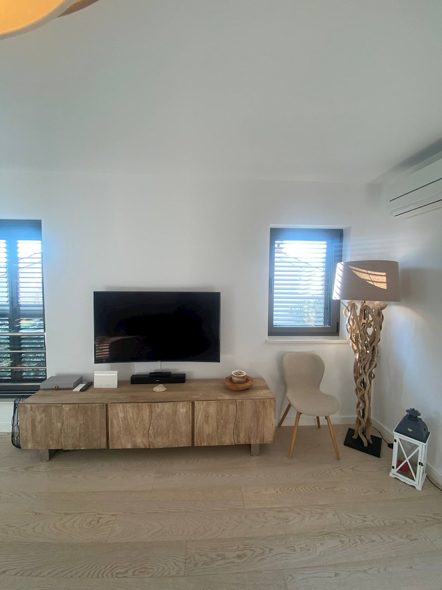 NOVOGRADNJA: 70,00 m2, blizu plaže, Petrčane - ZADAR