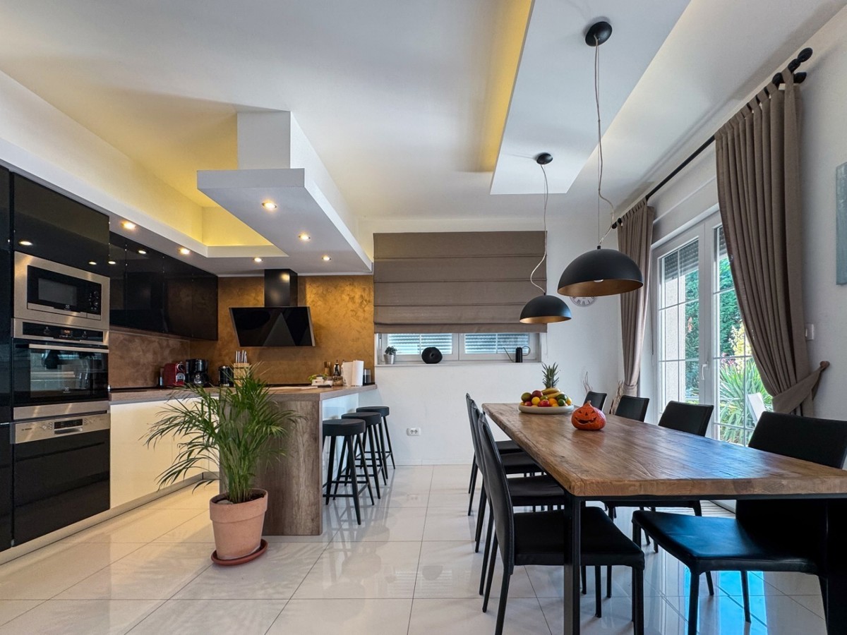 Proprietà Perfetta in Istria – zona di Labin, la casa dei tuoi sogni in vendita