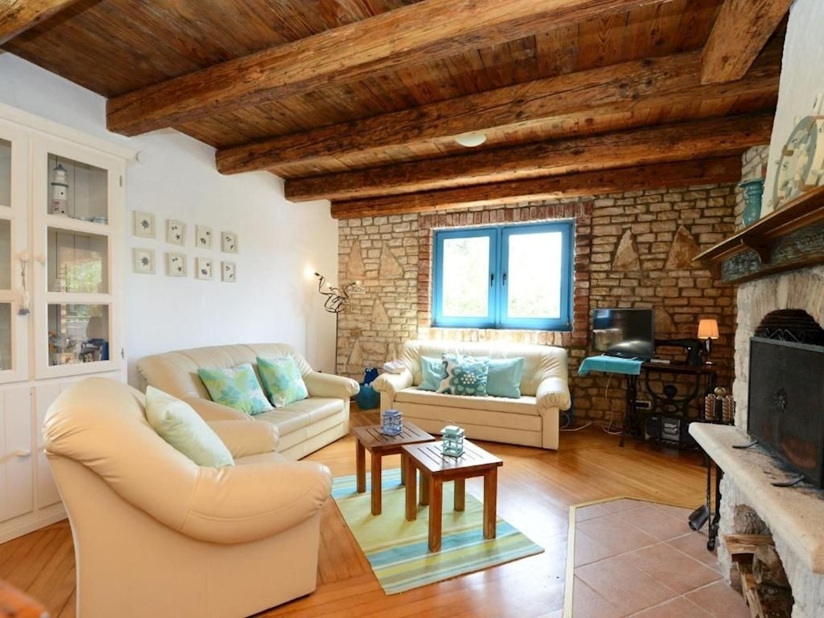 Vila sa bazenom