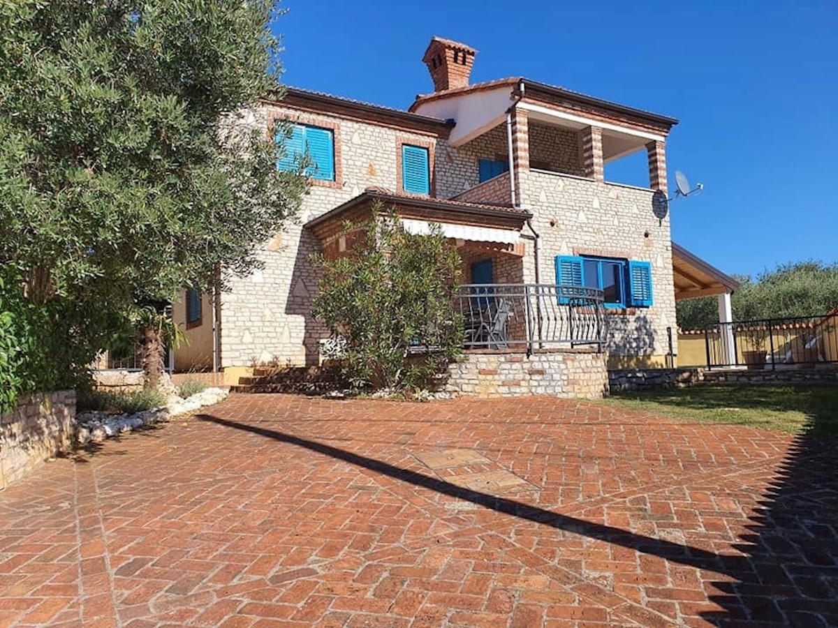 Vila sa bazenom