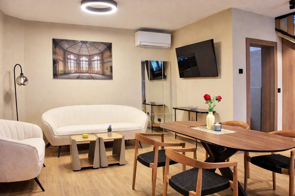 Avtentična istrska kamnita hiša z bazenom in pogledom na morje – naprodaj, okolica Poreča