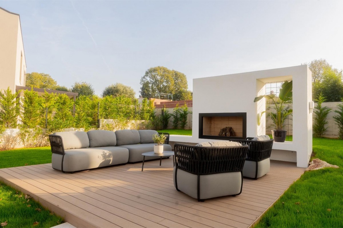 Ekskluzivna vila pri Poreču in Vrsarju – zasebnost in mediteranski utrip