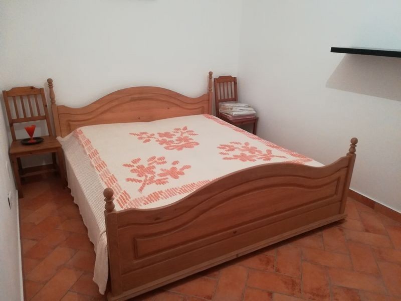 Hiša z dvema stanovanjema naprodaj v okolici Poreča. Idealna za družino ali oddajanje.