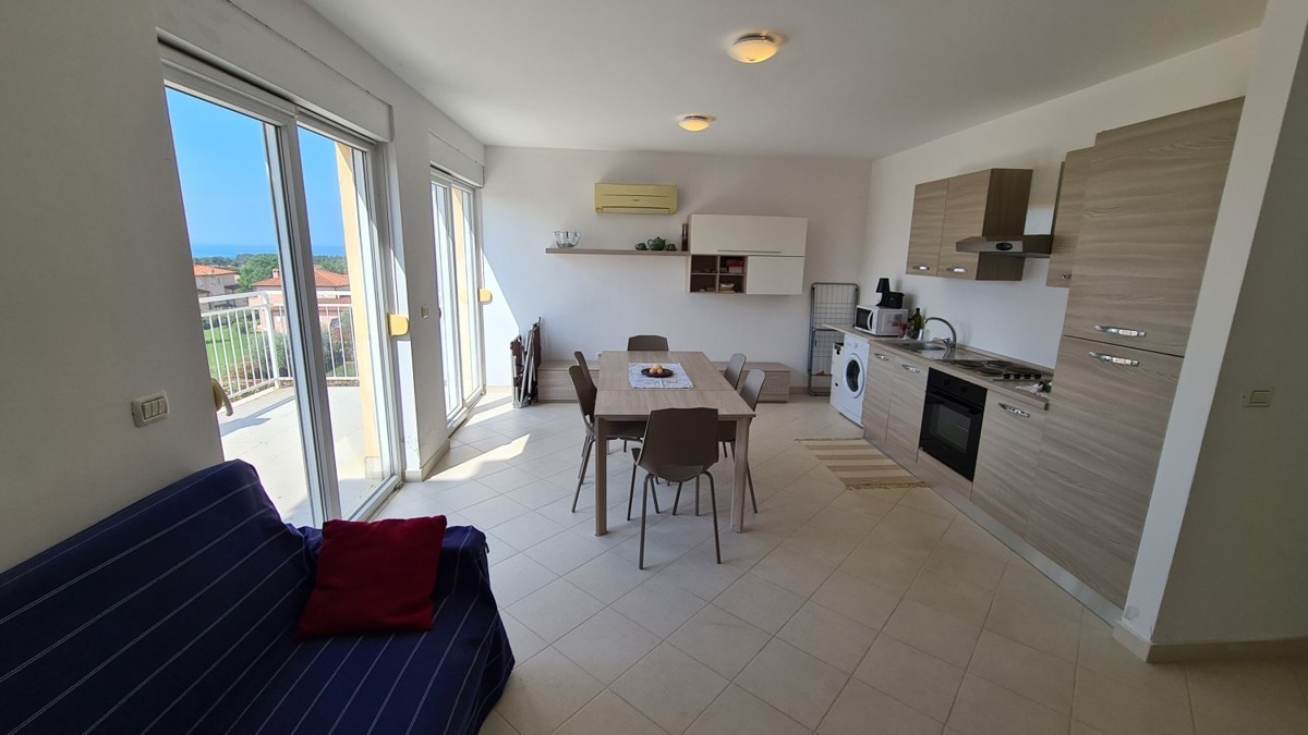 Priložnost! Apartma v Novigradu, pogled na morje