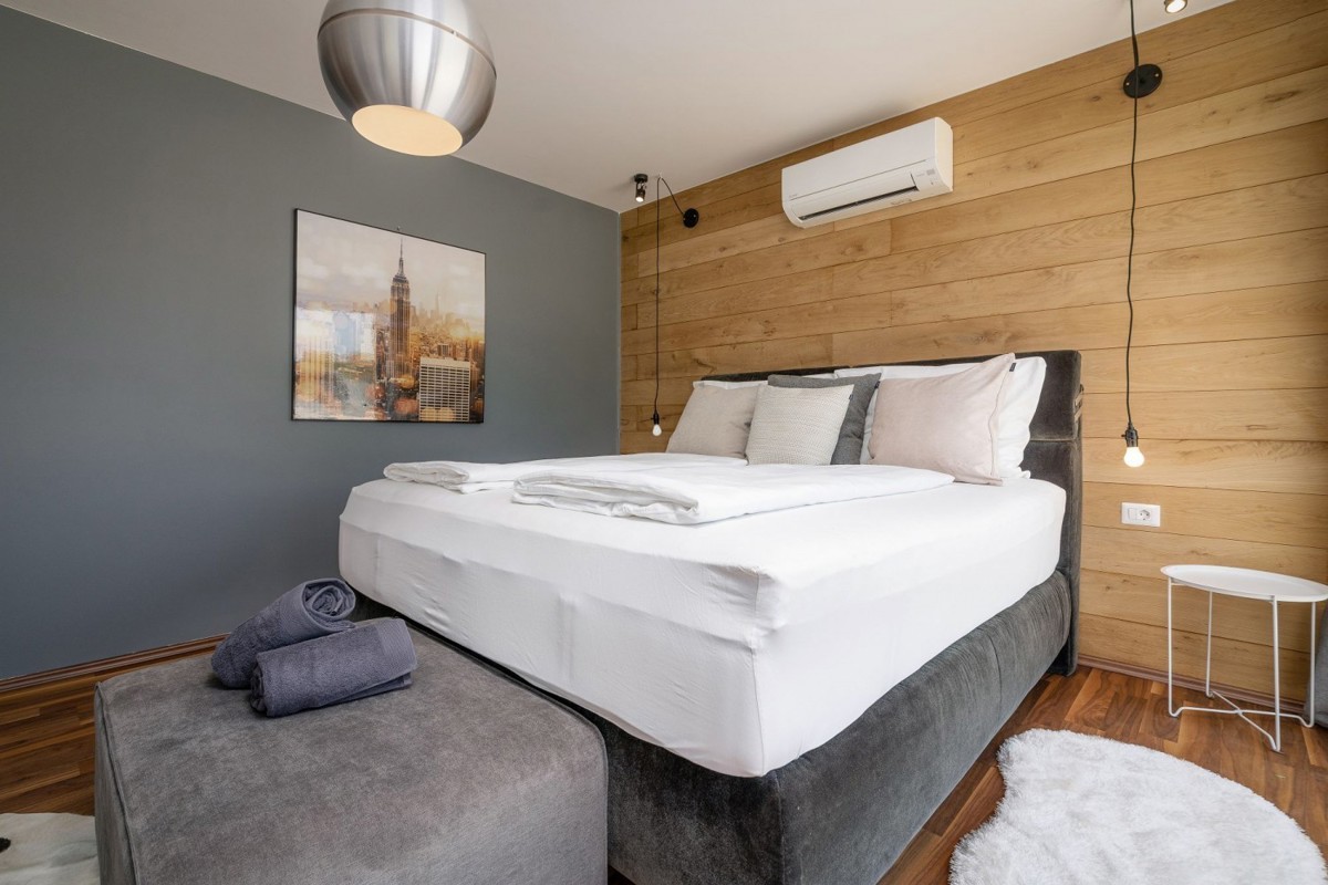 Moderna vila okolica Poreča, ca 6271 m2 parcela