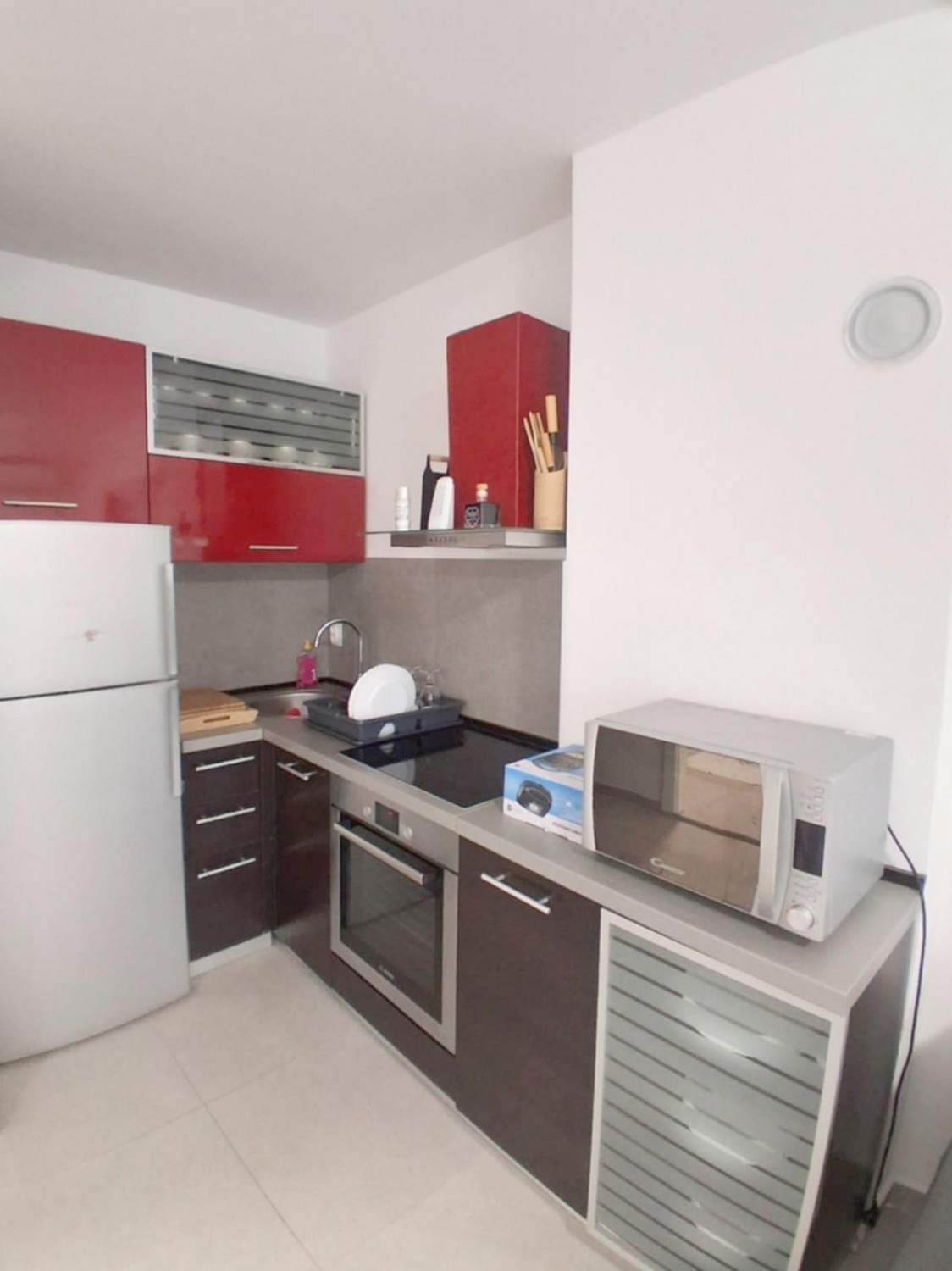 Prenovljeno 2-sobno stanovanje 200 m od morja v Červar-Poratu – 37 m²
