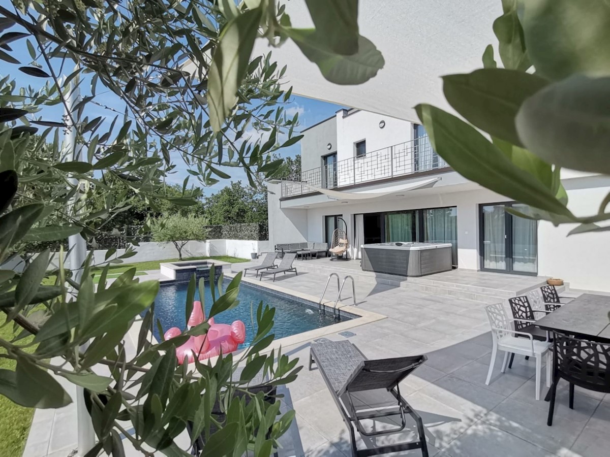 Vila sa bazenom Poreč