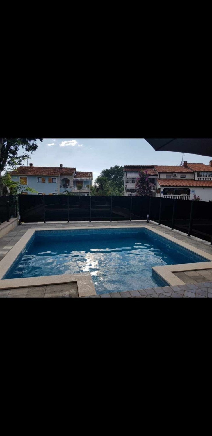 Poreč, okolica, stanovanje z bazenom