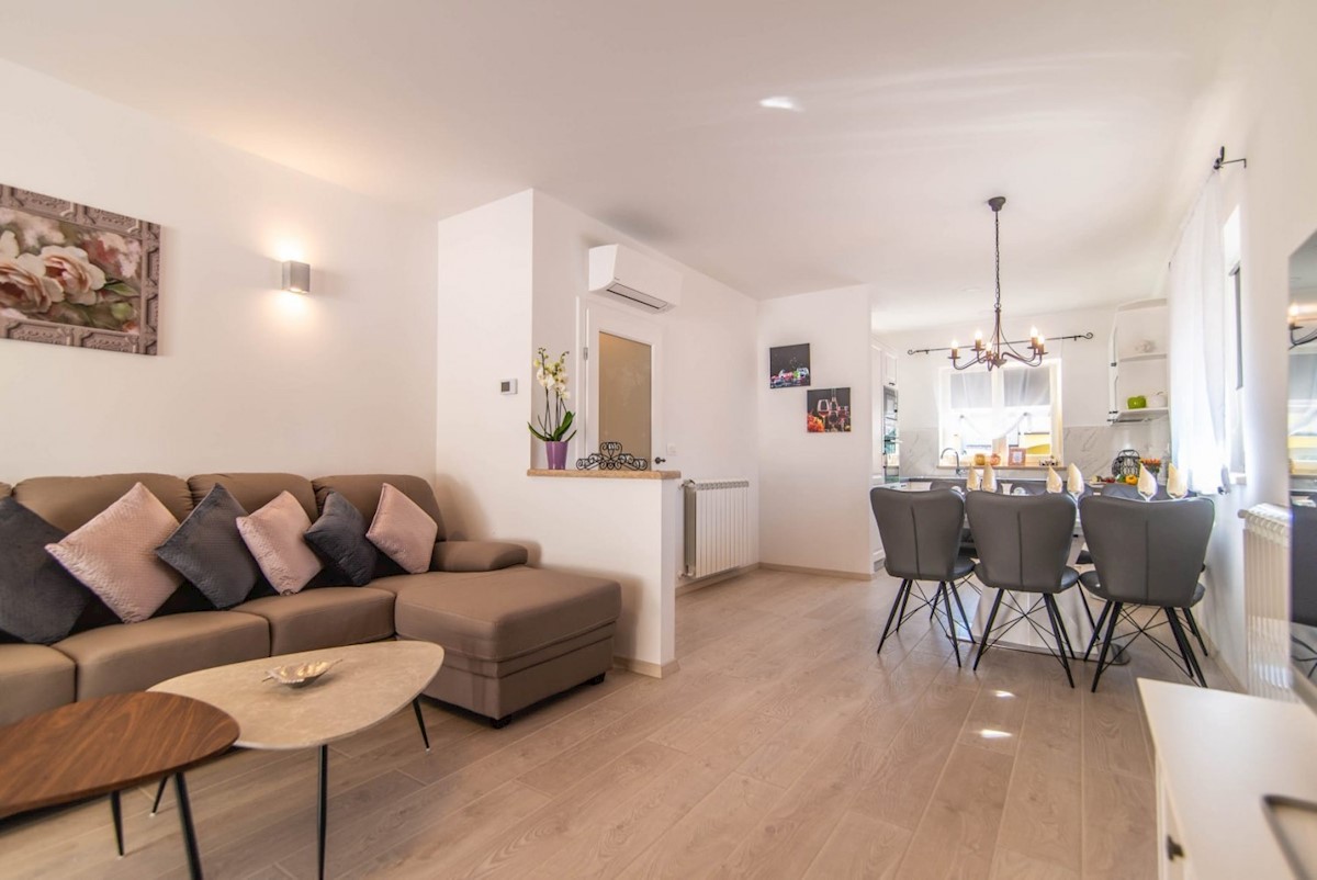 Poreč Vila sa bazenom, cca 3 km ob morja