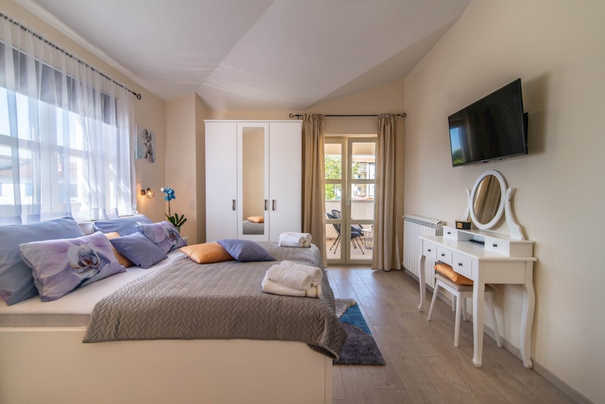 Poreč Vila sa bazenom, cca 3 km ob morja