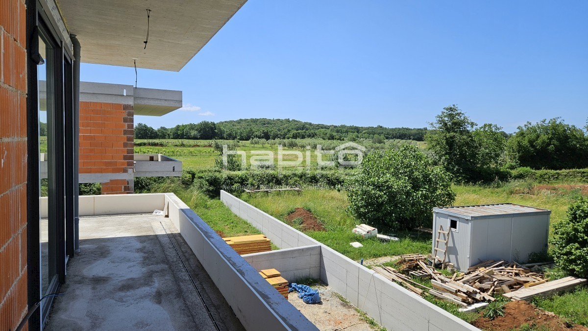Poreč - Luksuzna moderna vila z bazenom, blizu morja
