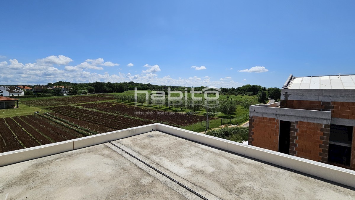 Poreč - Luksuzna moderna vila z bazenom, blizu morja