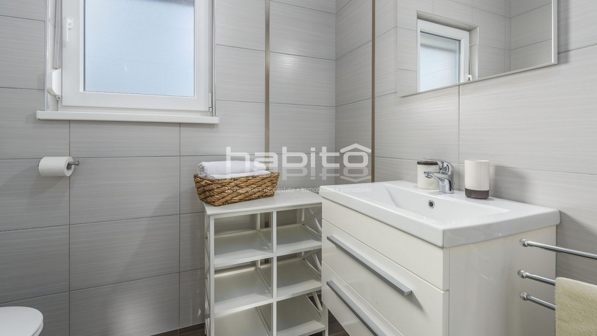 Poreč, samostojna hiša 134 m2 z bazenom