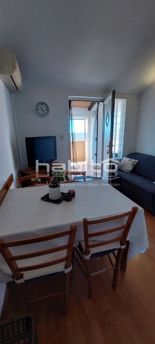 Okolica Poreča, Lovreč - Hiša z apartmaji, POGLED NA MORJE