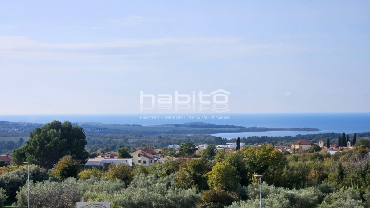 POREČ OKOLICA – Luksuzna Novogradnja s Panoramskim Pogledom na Morje in Alpe