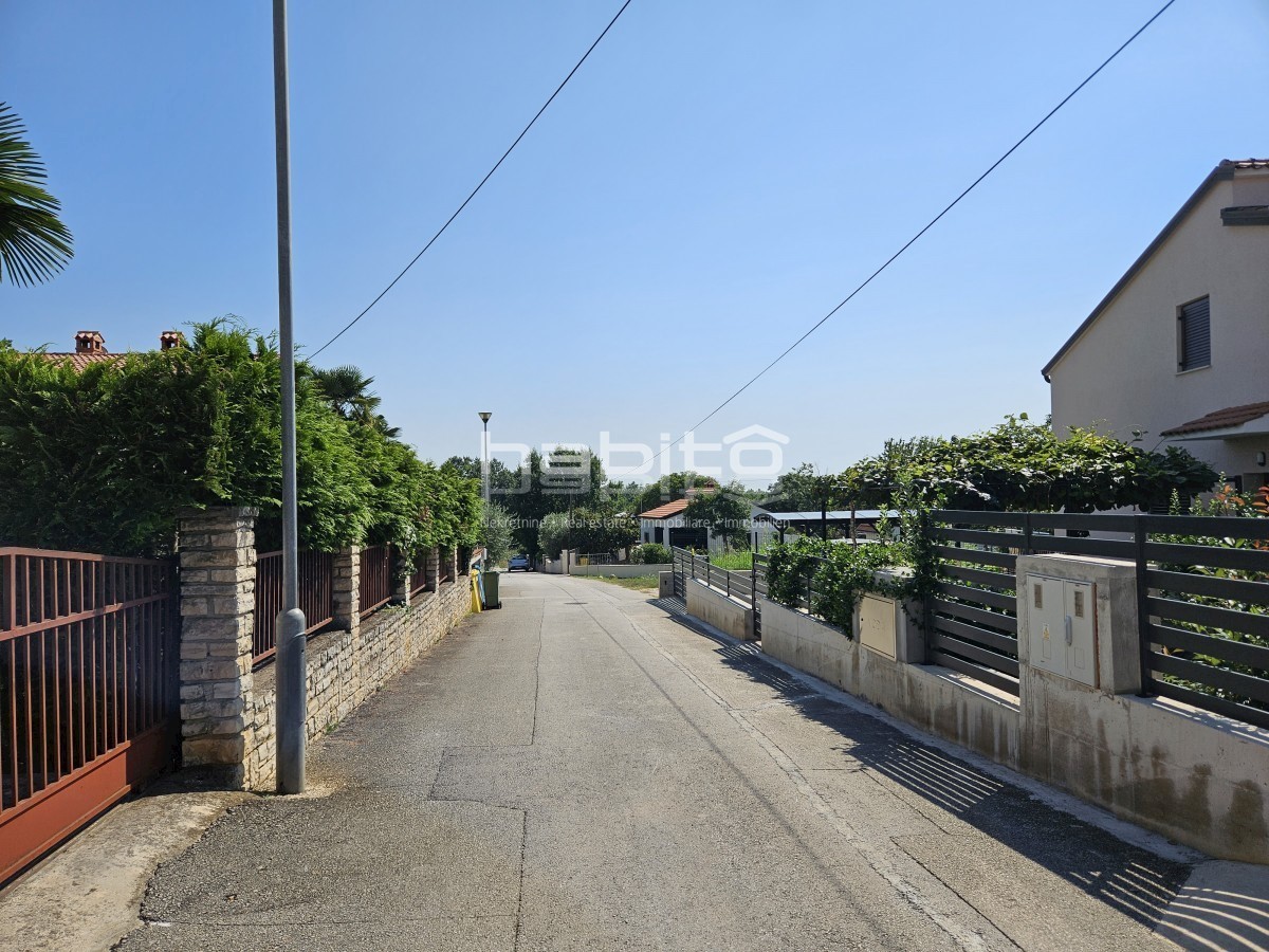 Poreč - Gradbeno zemljišče le 2 km od plaže