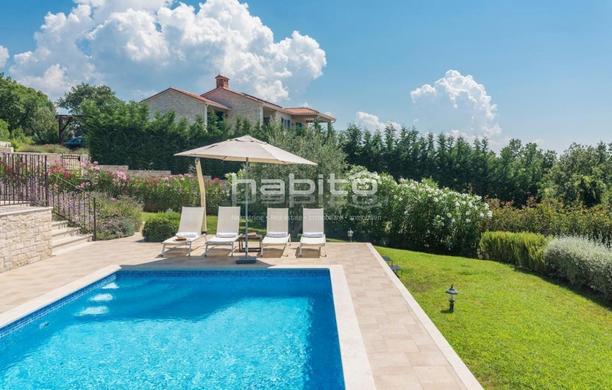Poreč, Višnjan - Kamnita vila s pogledom na morje, bazenom in jacuzzijem