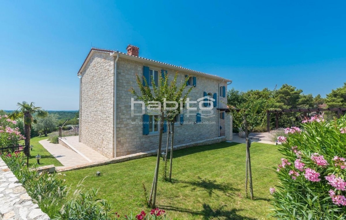 Poreč, Višnjan - Kamnita vila s pogledom na morje, bazenom in jacuzzijem