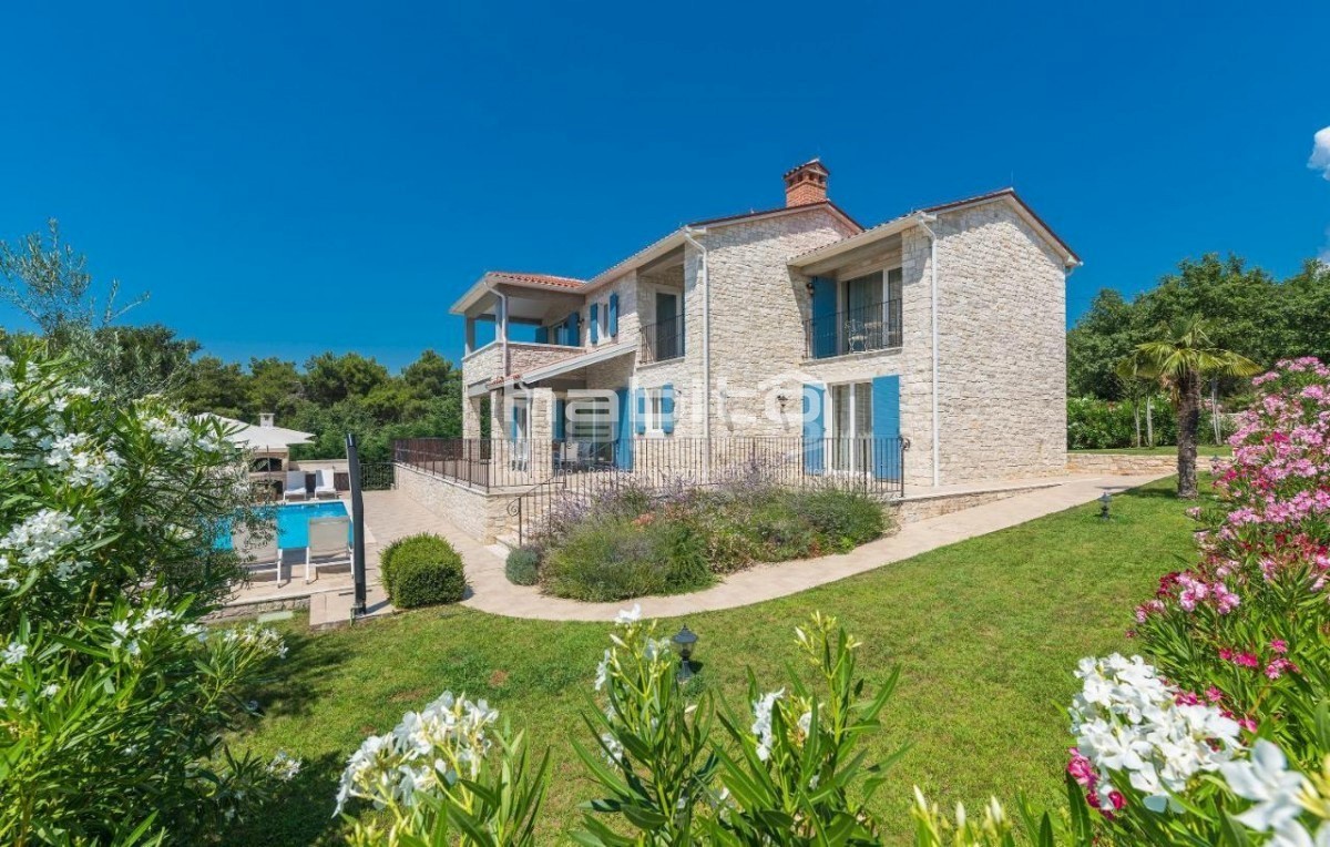 Poreč, Višnjan - Kamnita vila s pogledom na morje, bazenom in jacuzzijem