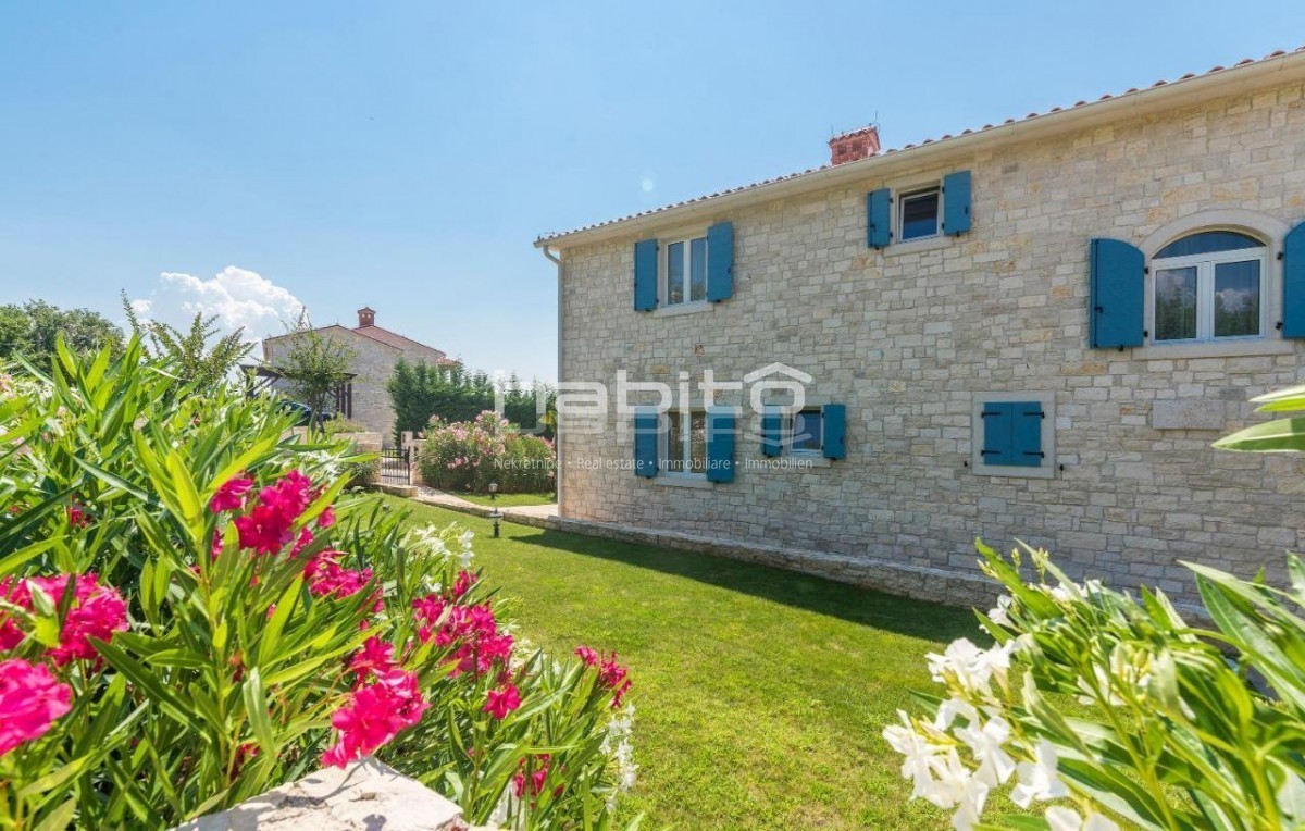 Poreč, Višnjan - Kamnita vila s pogledom na morje, bazenom in jacuzzijem