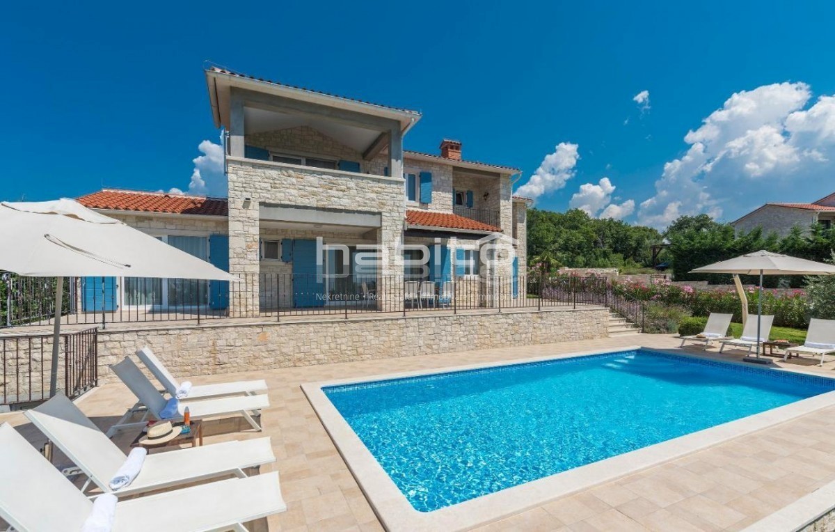 Poreč, Višnjan - Kamnita vila s pogledom na morje, bazenom in jacuzzijem