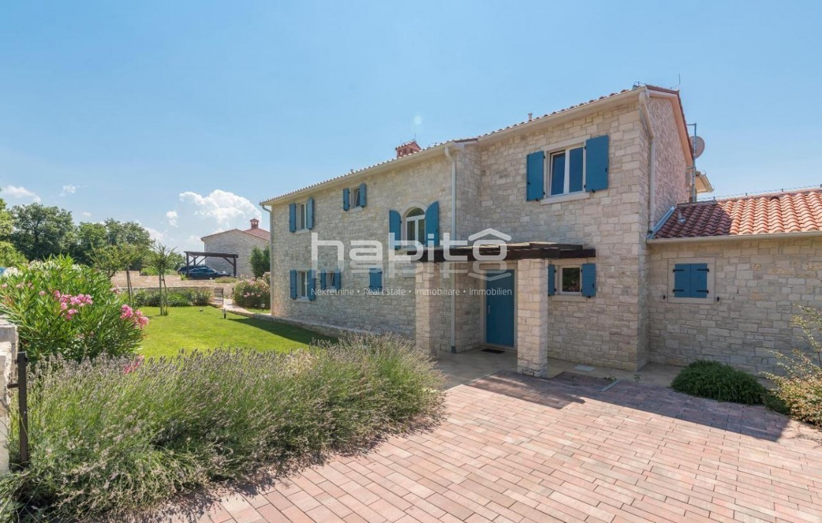 Poreč, Višnjan - Kamnita vila s pogledom na morje, bazenom in jacuzzijem