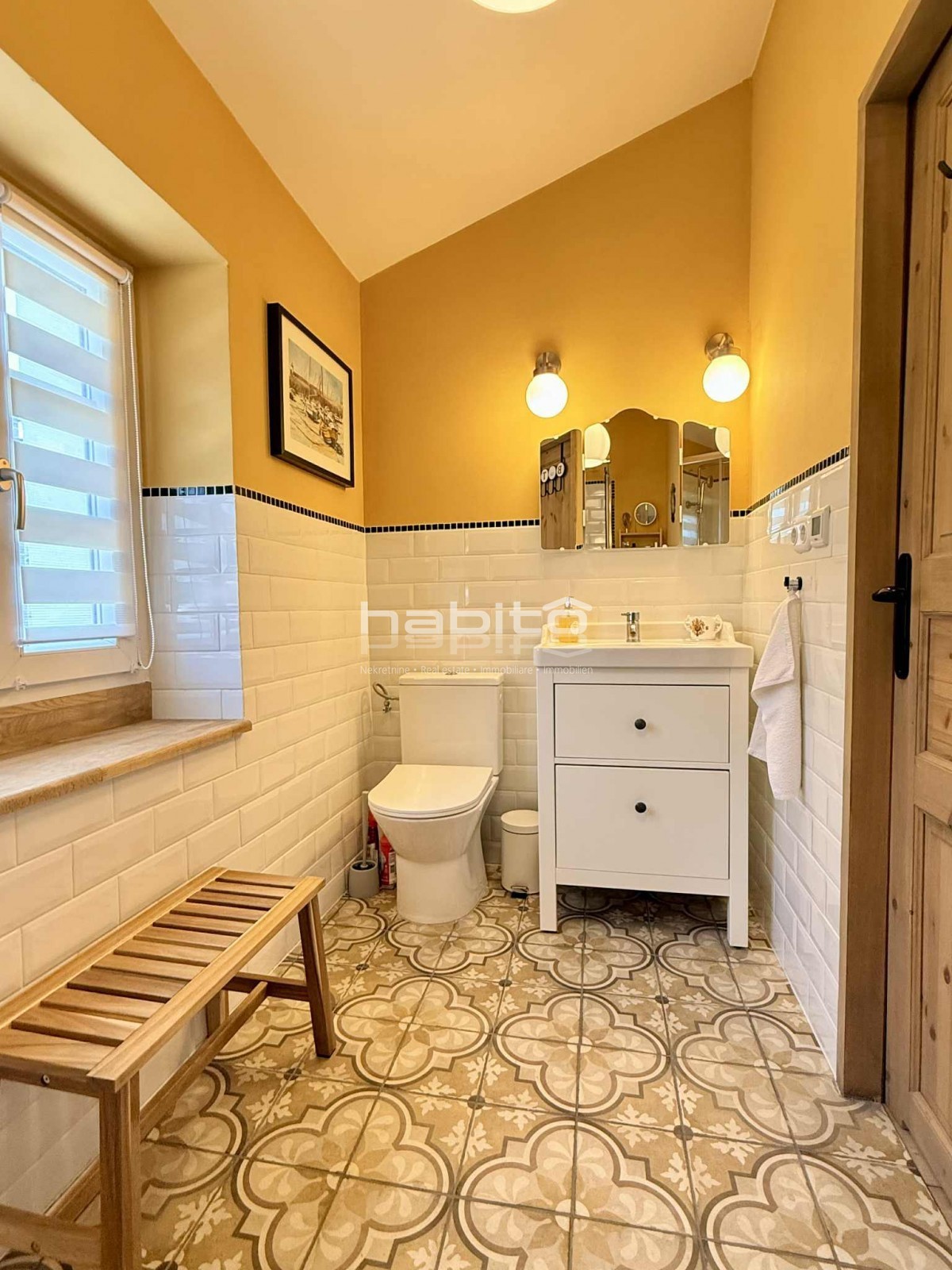 Prenovljena kamnita hiša z očarljivim pogledom na Motovun