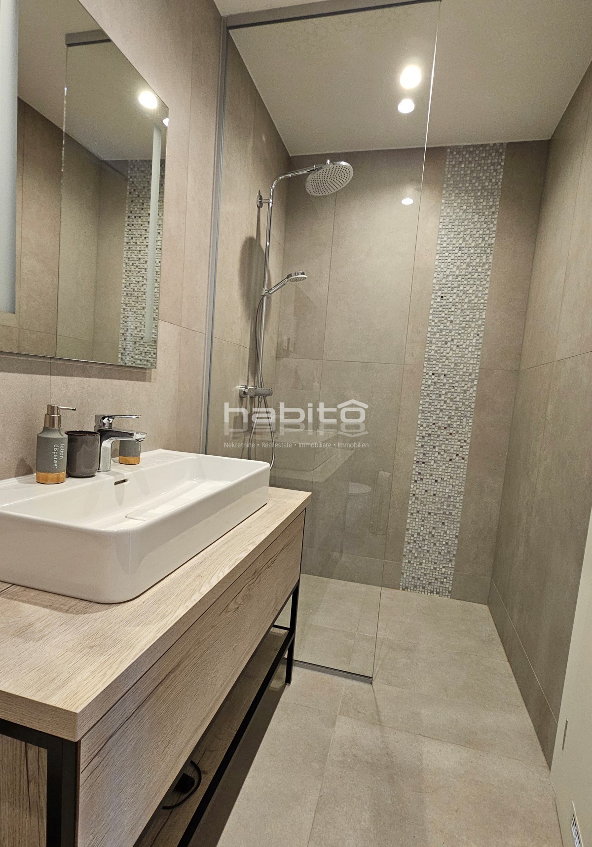 Okolica Poreča - Istrski dragulj s panoramskim pogledom na morje