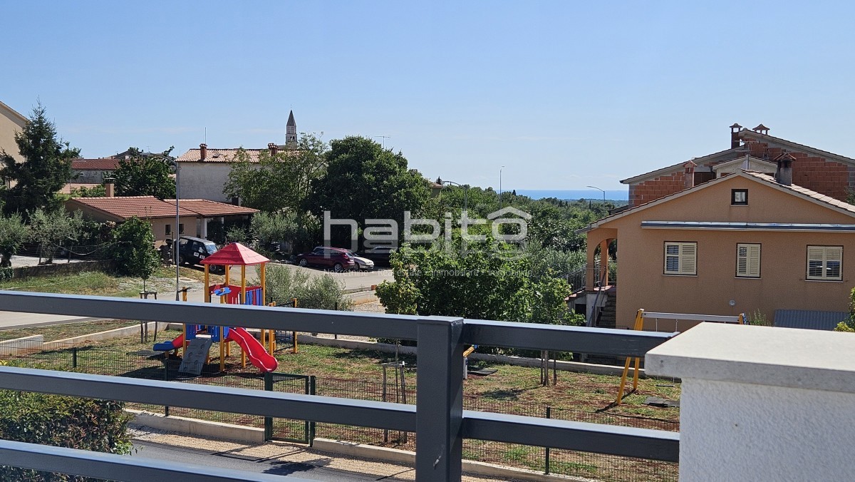 Poreč - Samostojna vila z bazenom in pogledom na morje