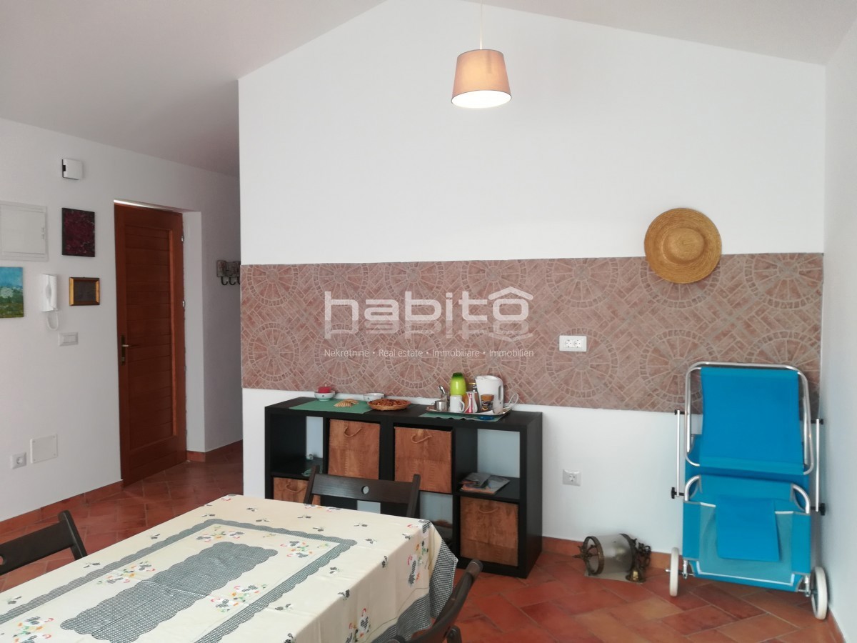 Poreč 7 km - Samostojna kamnita hiša blizu mesta