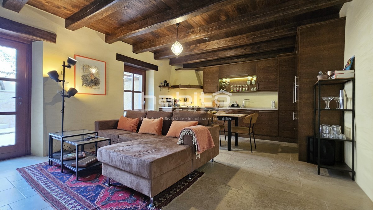 Okolica Poreča - Edinstvena kamnita hiša blizu morja, 2 spalnici, 2 kopalnici