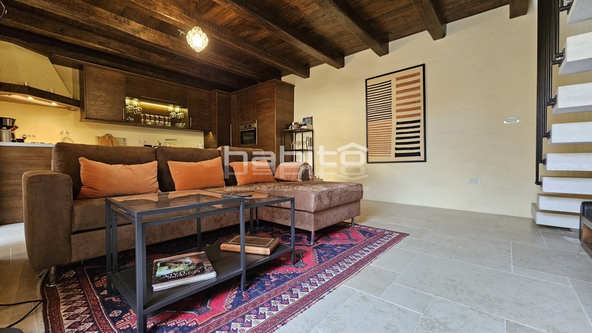 Okolica Poreča - Edinstvena kamnita hiša blizu morja, 2 spalnici, 2 kopalnici