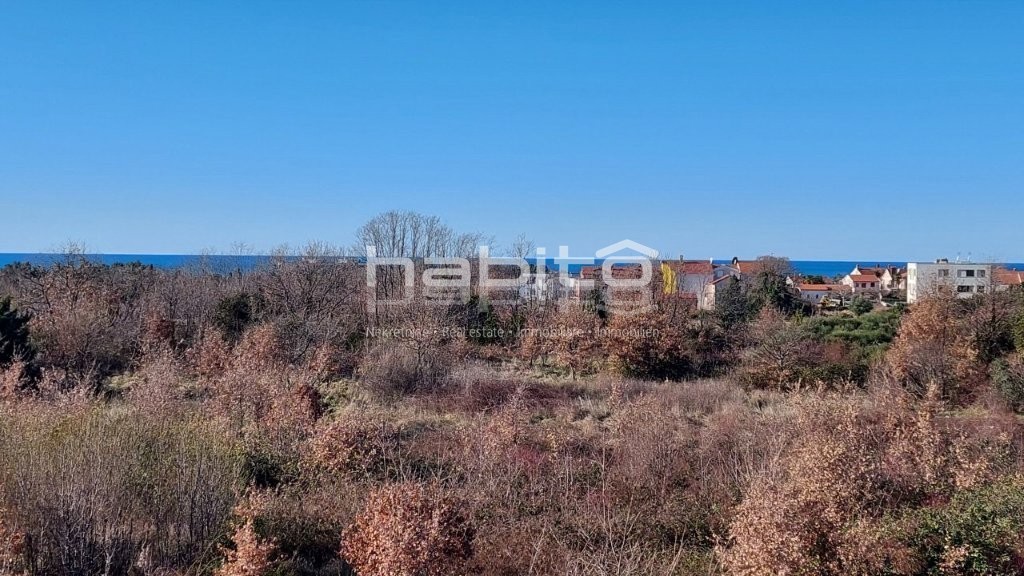 POREČ, STANOVANJE V IZGRADNJI 161 M2, 2. NADSTROPJE, POGLED NA MORJE, 1500 m od morja