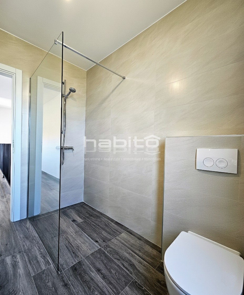 Okolica Poreča - Moderna Vila z Bazenom blizu Poreča in Morja