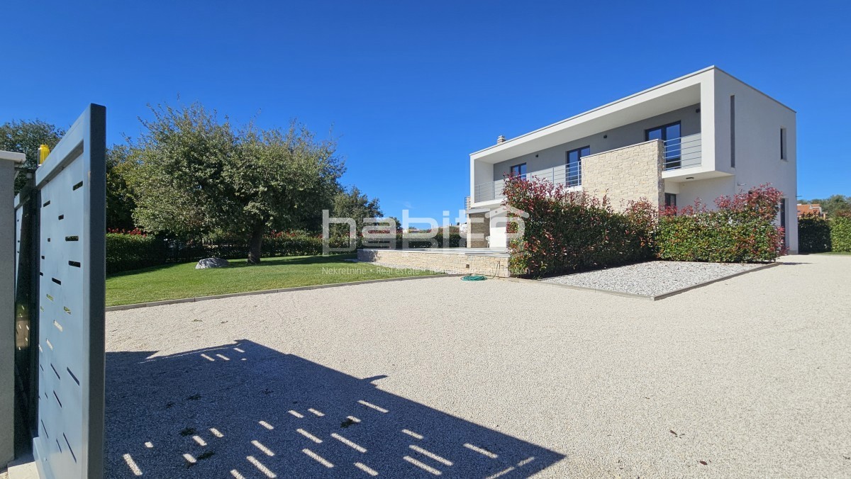 Okolica Poreča - Moderna Vila z Bazenom blizu Poreča in Morja