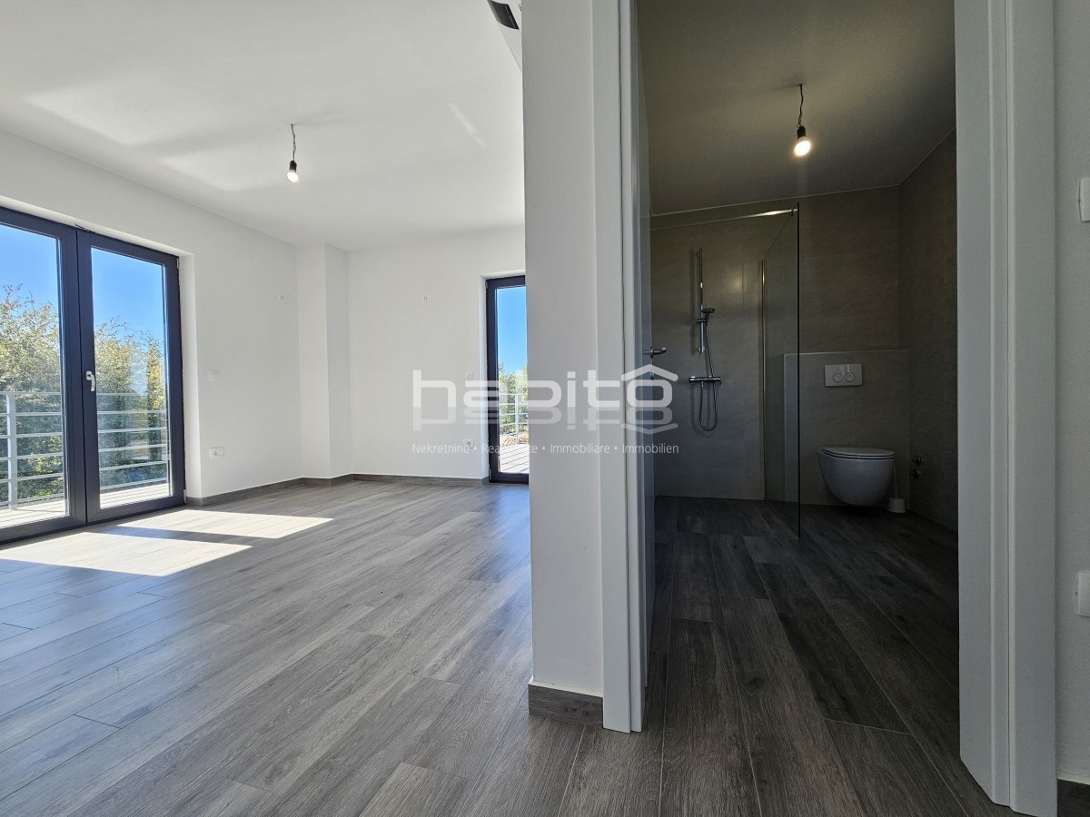 Okolica Poreča - Moderna Vila z Bazenom blizu Poreča in Morja