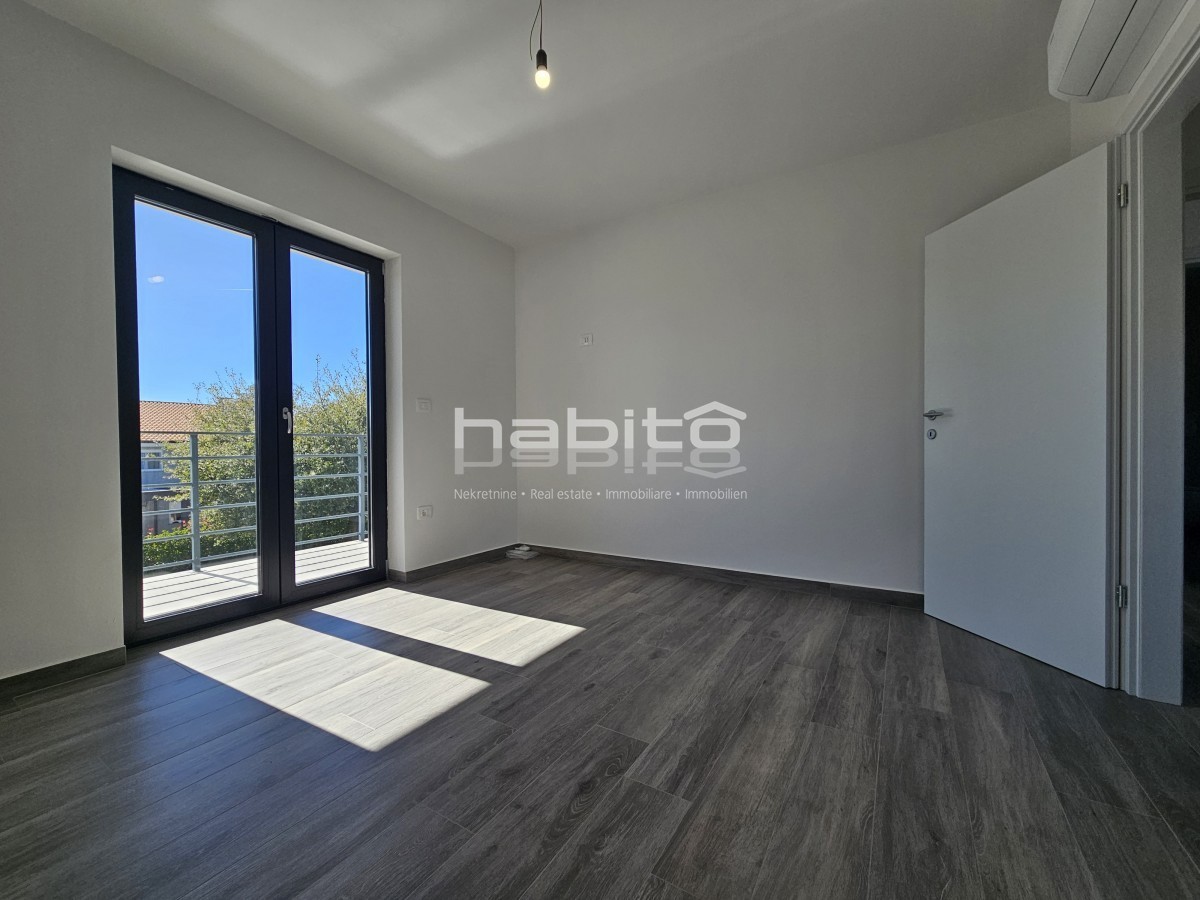 Okolica Poreča - Moderna Vila z Bazenom blizu Poreča in Morja