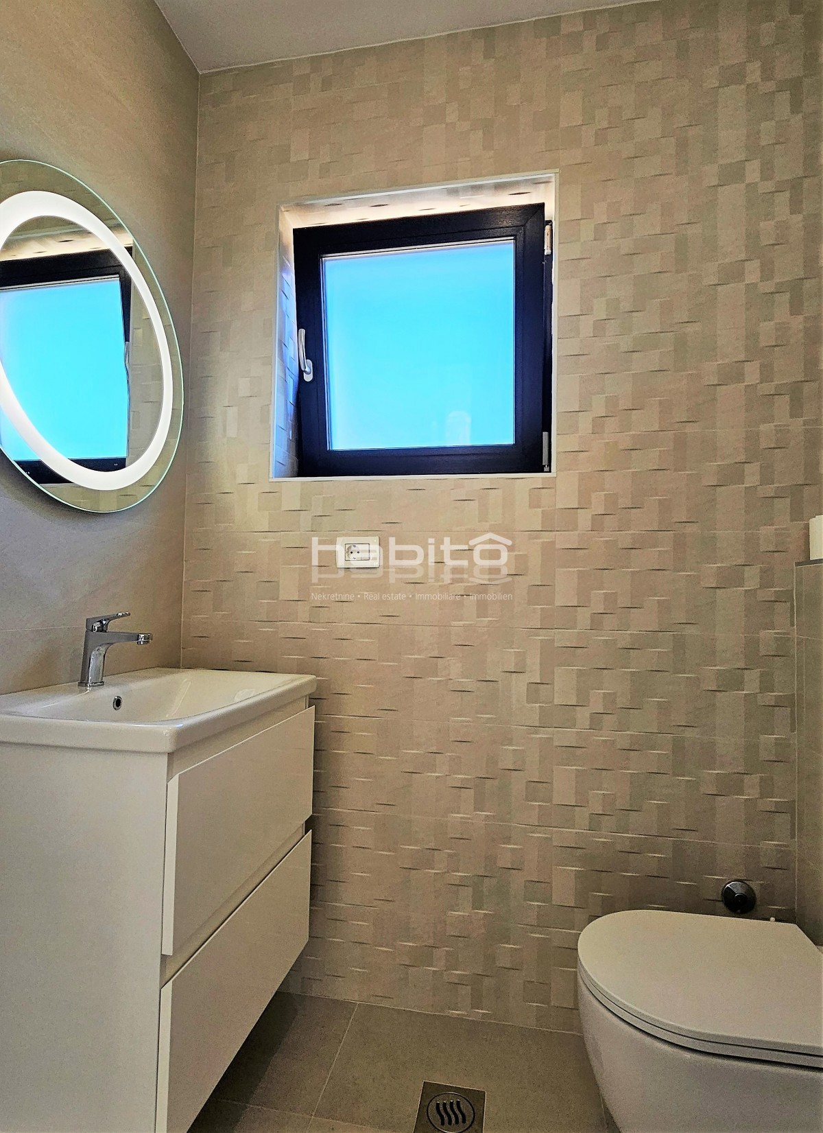 Okolica Poreča - Moderna Vila z Bazenom blizu Poreča in Morja