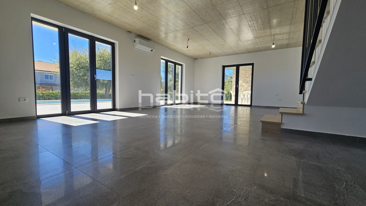 Okolica Poreča - Moderna Vila z Bazenom blizu Poreča in Morja