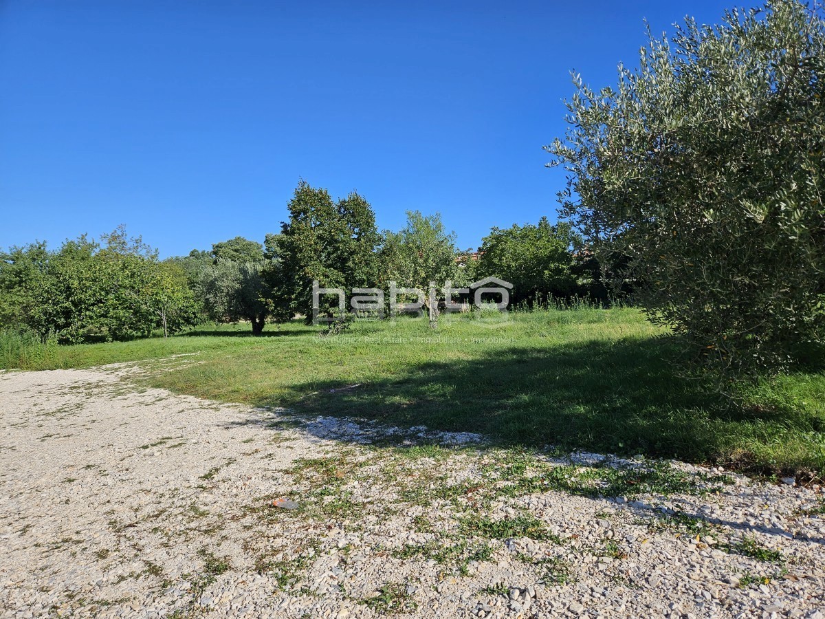 Poreč 10 km, Kaštelir - Građevinsko zemljište sa pogledom na more
